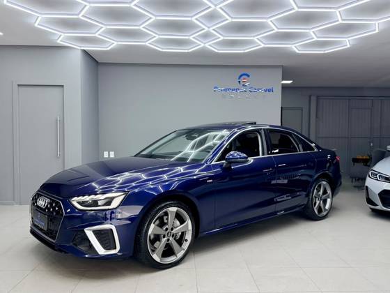 AUDI A4 2.0 TFSI MHEV S LINE QUATTRO S TRONIC