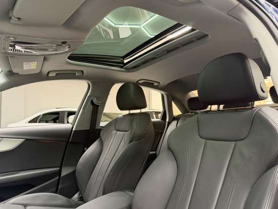 AUDI-A4-2024