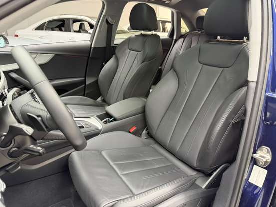 AUDI-A4-2024