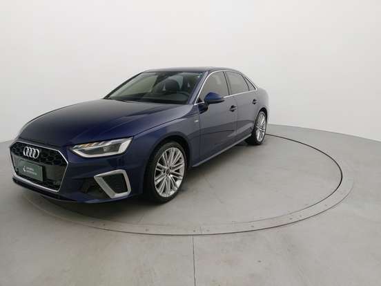 AUDI-A4-2022