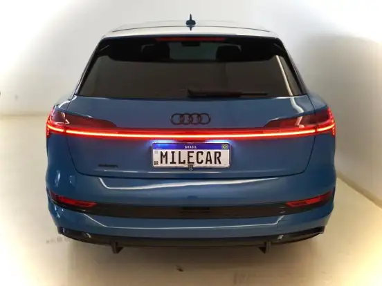 AUDI-E-TRON-ELÉTRICO SPORTBACK PERFORMANCE BLACK QUATTRO AUDI-E-TRON-2020