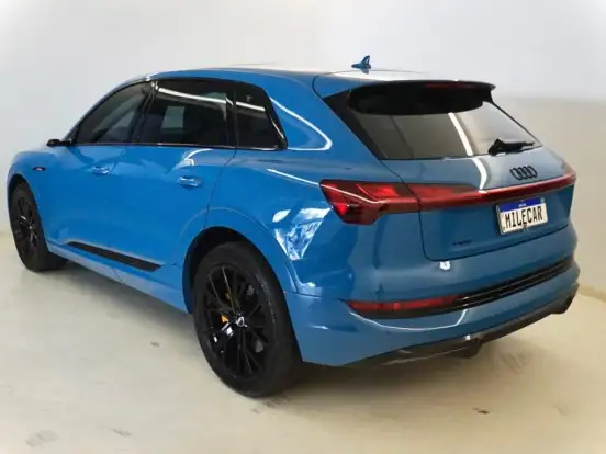 AUDI-E-TRON-ELÉTRICO SPORTBACK PERFORMANCE BLACK QUATTRO AUDI-E-TRON-2020