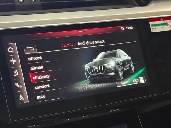 AUDI-E-TRON-2020