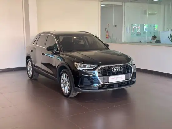 AUDI-Q3-2020