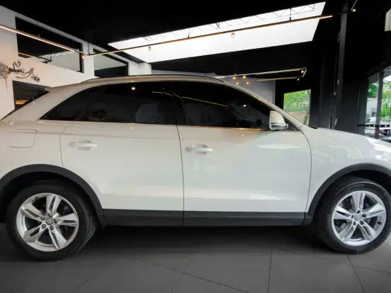 AUDI-Q3-1.4 TFSI AMBIENTE FLEX 4P S TRONIC AUDI-Q3-2017
