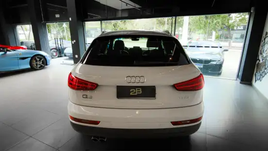 AUDI-Q3-2017