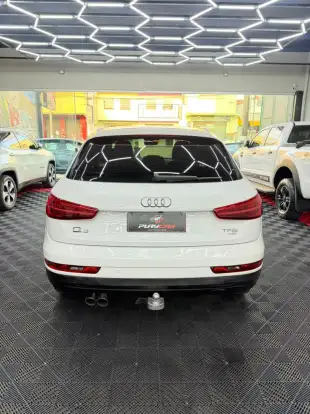 AUDI-Q3-2017