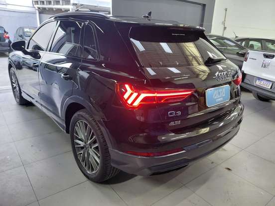 AUDI-Q3-1.4 35 TFSI GASOLINA BLACK S TRONIC AUDI-Q3-2022