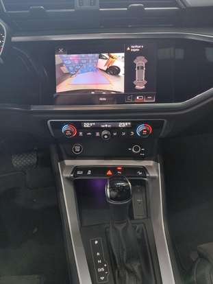 AUDI-Q3-2022