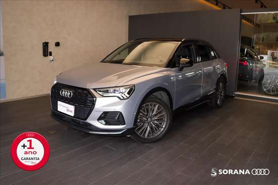 AUDI-Q3-2019
