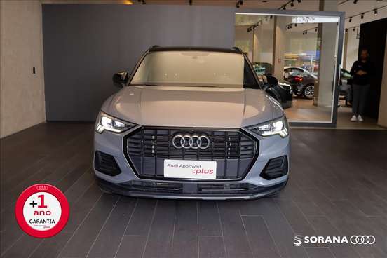 AUDI-Q3-2019