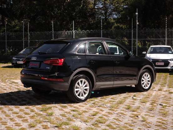 AUDI-Q3-1.4 TFSI AMBIENTE FLEX 4P S TRONIC AUDI-Q3-2016