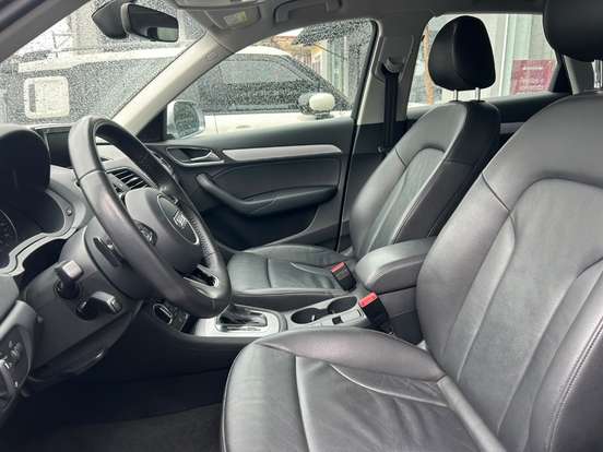 AUDI-Q3-1.4 TFSI AMBIENTE FLEX 4P S TRONIC AUDI-Q3-2018