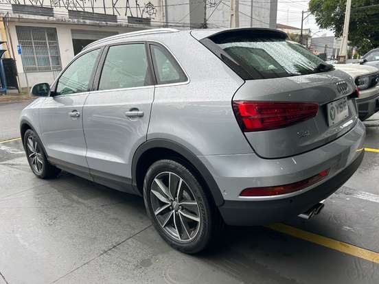 AUDI-Q3-1.4 TFSI AMBIENTE FLEX 4P S TRONIC AUDI-Q3-2018