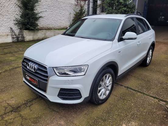 AUDI-Q3-2017