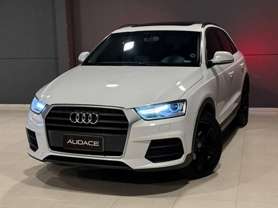 AUDI Q3 1.4 TFSI AMBIENTE GASOLINA 4P S TRONIC