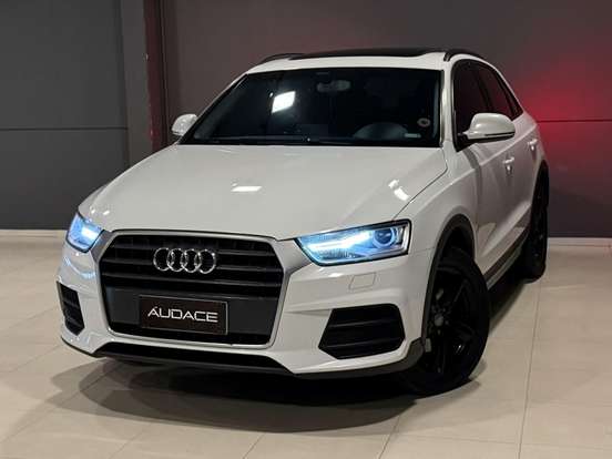 AUDI-Q3-2015