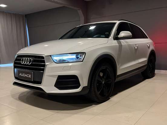 AUDI-Q3-2015