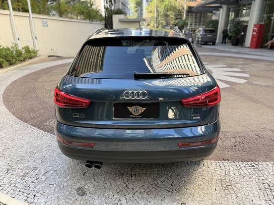 AUDI-Q3-2017