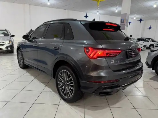 AUDI-Q3-2.0 40 TFSI GASOLINA PERFORMANCE BLACK QUATTRO TIPTRONIC AUDI-Q3-2022