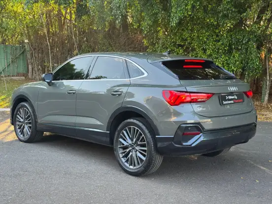 AUDI-Q3-2024
