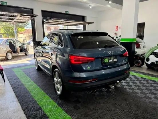 AUDI-Q3-2.0 TFSI AMBIENTE QUATTRO 4P GASOLINA S TRONIC AUDI-Q3-2015