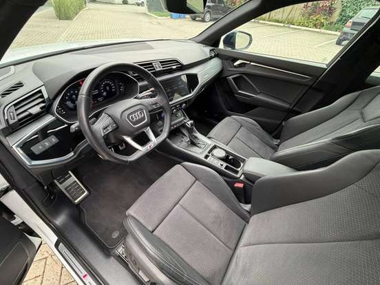 AUDI-Q3-2.0 40 TFSI GASOLINA PERFORMANCE BLACK QUATTRO TIPTRONIC AUDI-Q3-2023