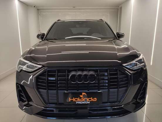 AUDI-Q3-2023
