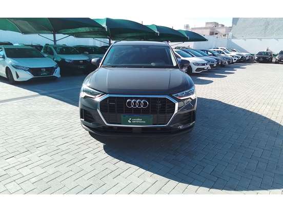 AUDI-Q3-2024