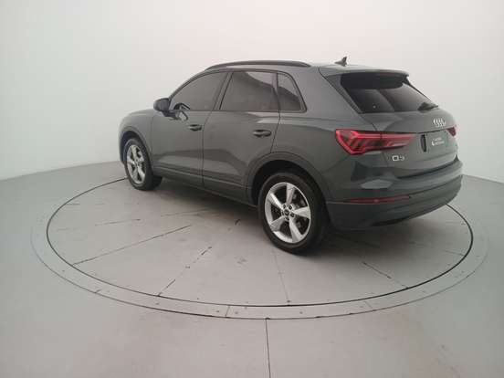 AUDI-Q3-2024