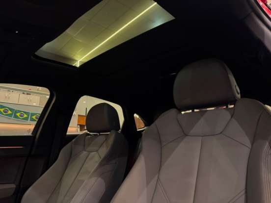 AUDI-Q3-2.0 40 TFSI GASOLINA SPORTBACK PERFORMANCE BLACK PLUS QUATTRO TIPTRONIC AUDI-Q3-2025