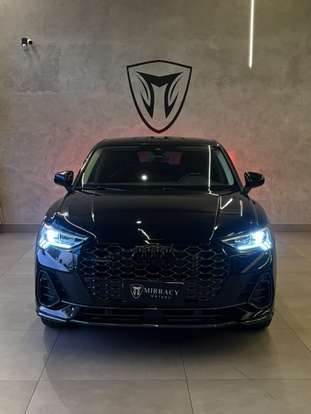 AUDI-Q3-2023