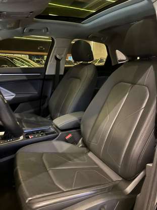 AUDI-Q3-2023