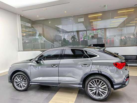 AUDI-Q3-2.0 40 TFSI GASOLINA SPORTBACK PERFORMANCE QUATTRO TIPTRONIC AUDI-Q3-2024