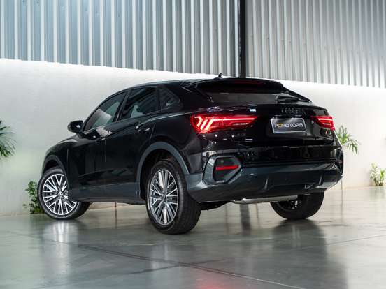 AUDI-Q3-2.0 40 TFSI GASOLINA SPORTBACK PERFORMANCE QUATTRO TIPTRONIC AUDI-Q3-2023