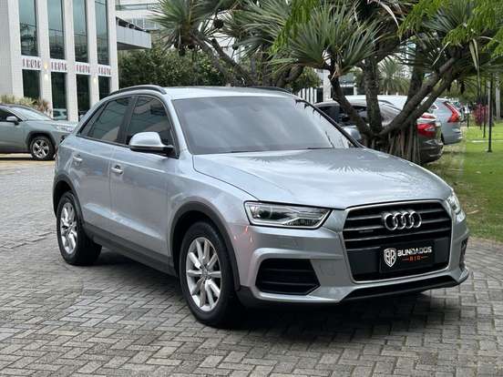 AUDI-Q3-2015
