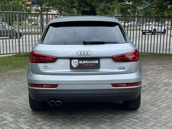 AUDI-Q3-2.0 TFSI ATTRACTION QUATTRO 4P GASOLINA S TRONIC AUDI-Q3-2015