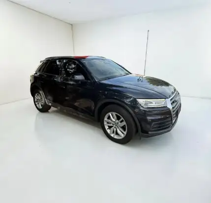 AUDI-Q5-2019