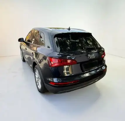 AUDI-Q5-2019