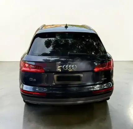 AUDI-Q5-2019