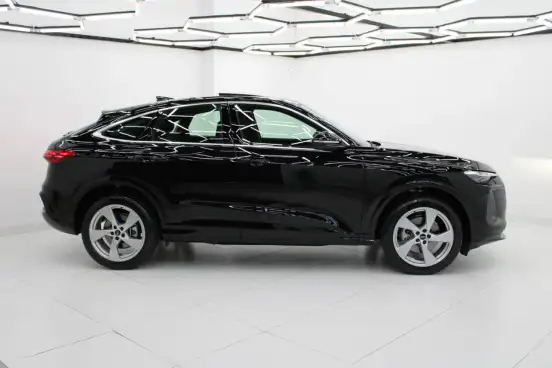 AUDI-Q5-2025