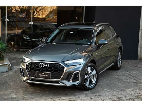 AUDI-Q5-2023