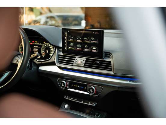 AUDI-Q5-2023