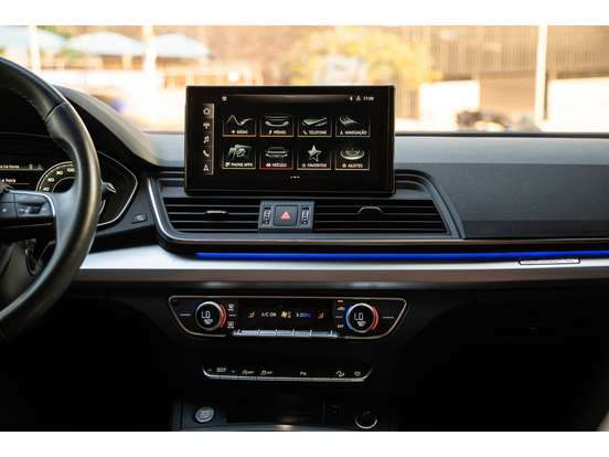 AUDI-Q5-2023