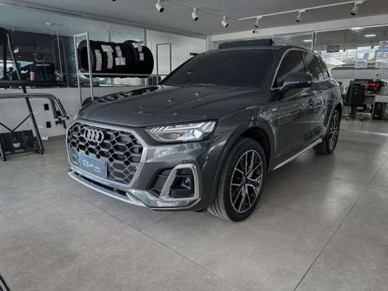 AUDI-Q5-2024