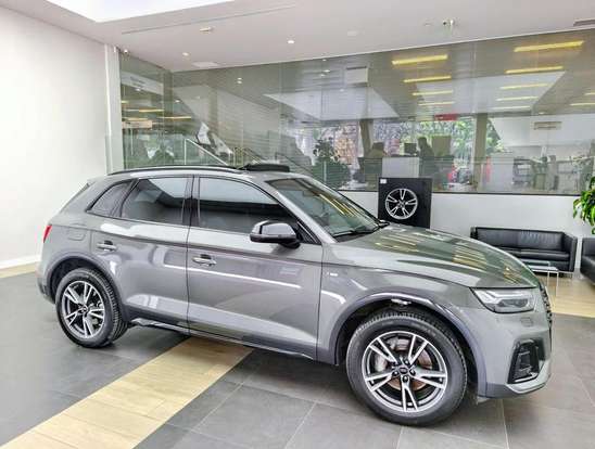 AUDI-Q5-2024
