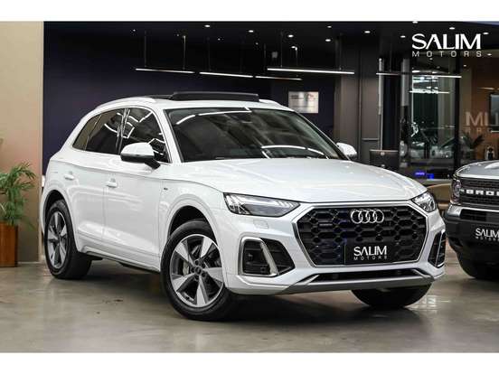 AUDI-Q5-2023