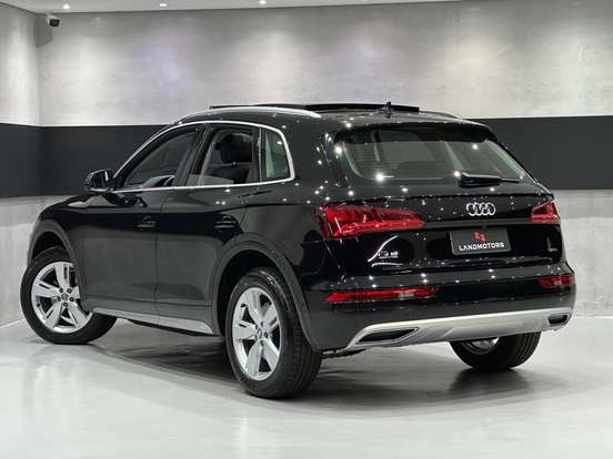 AUDI-Q5-2.0 TFSI GASOLINA PRESTIGE PLUS S TRONIC AUDI-Q5-2019