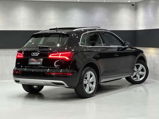 AUDI-Q5-2.0 TFSI GASOLINA PRESTIGE PLUS S TRONIC AUDI-Q5-2019