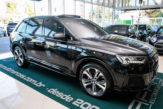 AUDI-Q7-2023
